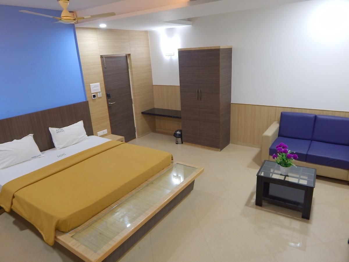 Hotel Aadhi Mayiladuthurai Esterno foto