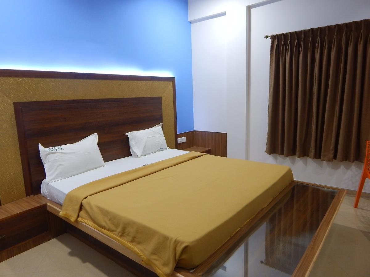 Hotel Aadhi Mayiladuthurai Esterno foto