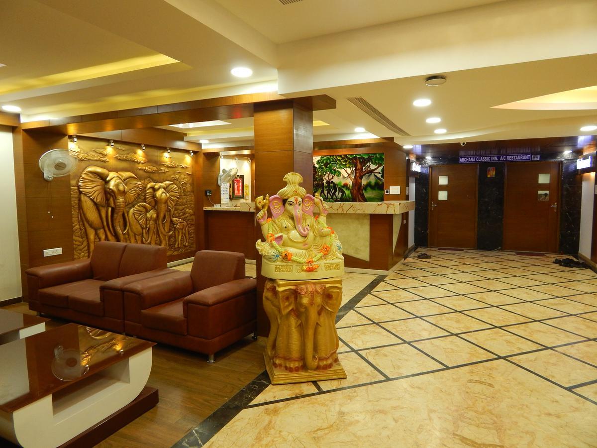 Hotel Aadhi Mayiladuthurai Esterno foto